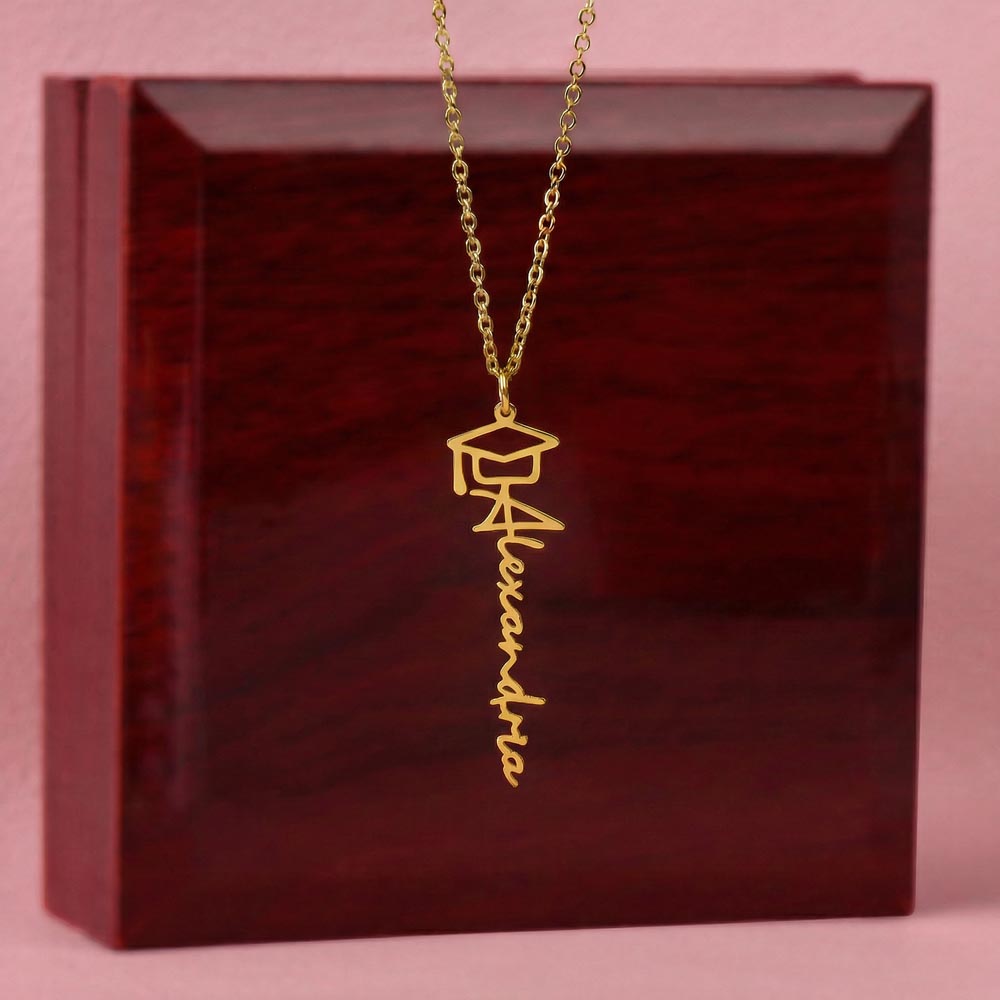 Personalised Graduation Cap Name Necklace – Custom Graduation Jewelry Gift for Her Achievement